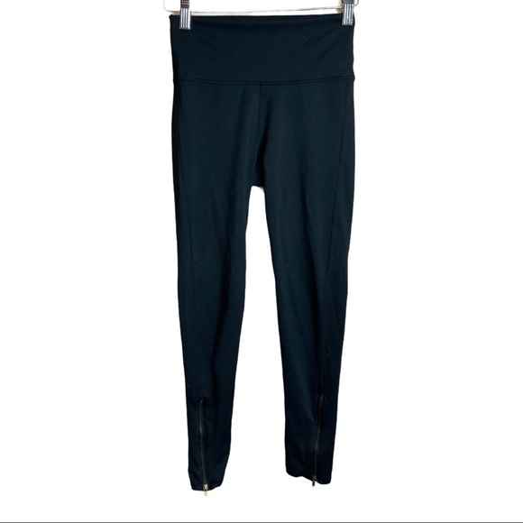 Fabletics x Demi Lovato Black Zipper Ankle Legging - Picture 2 of 7